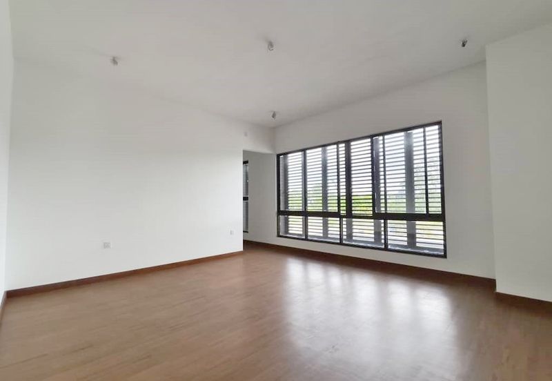 Viana at Elmina Gardens