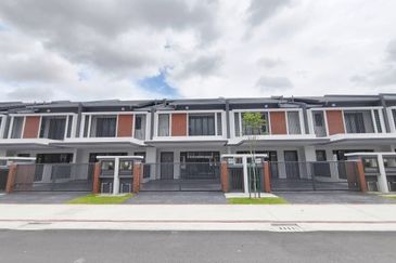 Elmina Green Three @ City of Elmina