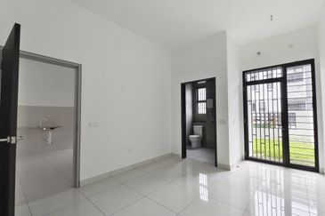 Elmina Green Three @ City of Elmina