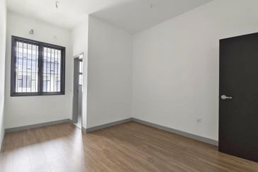 Elmina Green Three @ City of Elmina