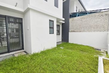 Elmina Green Three @ City of Elmina