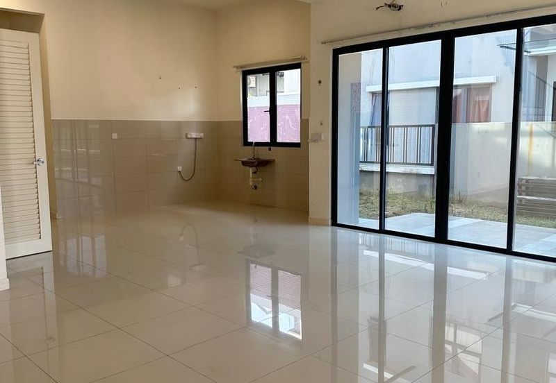 Hemingway Residence @ Bandar Seri Coalfields