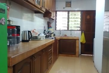 Seksyen 18, Shah Alam