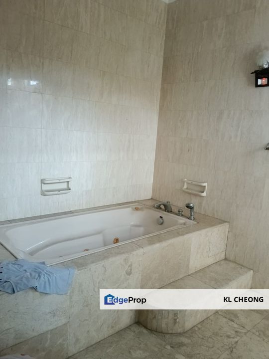 3-storey Freehold Bungalow House @ Bukit Gasing, Selangor, Petaling Jaya