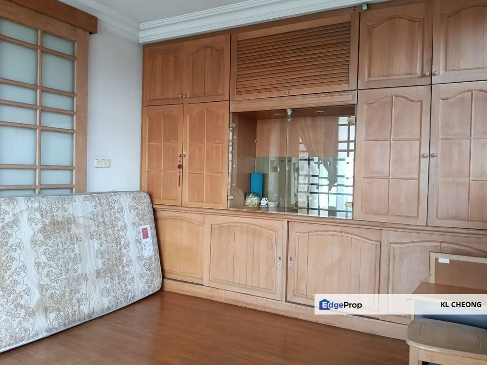 3-storey Freehold Bungalow House @ Bukit Gasing, Selangor, Petaling Jaya