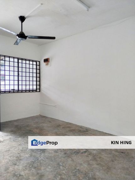 Taman Puteri Wangsa , double storey low cost for rent, Johor, Ulu Tiram