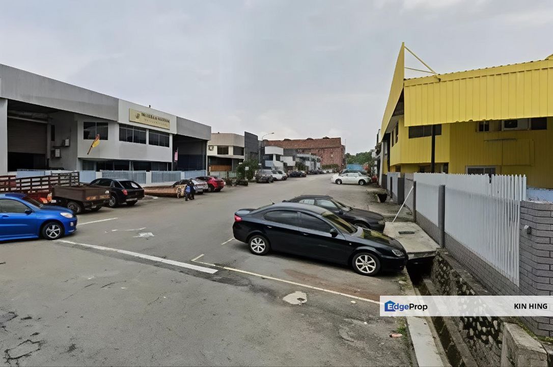 Taman UNiversity terrace factory for rent, Johor, Skudai