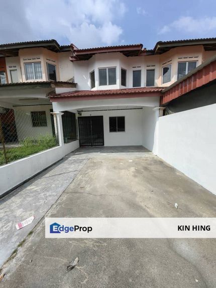 Taman Pulai INdah 2 storey medium cost for sales, Johor, Kangkar Pulai