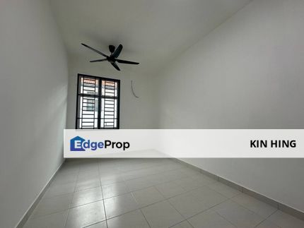 Taman Pulai mutiara 2.5 storey terrace for rent, Johor, Kangkar Pulai