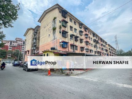 LOW LEVEL Flat Puchong Permai A36 Taman Puchong Permai, Selangor, Puchong