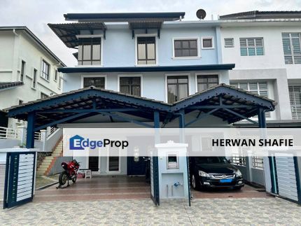 RENOVATED 2.5 Storey Semi D at Saujana Villa Kajang, Selangor, Kajang