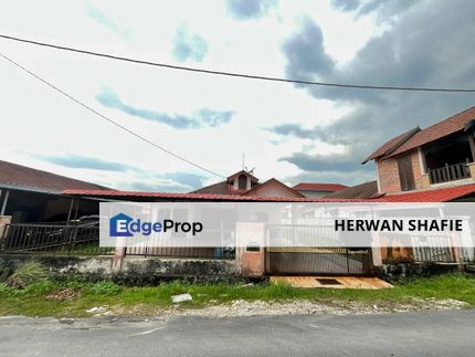 LARGE LAND AREA 1 Storey Bungalow Terrace Jalan Tembusu Kampung Melayu Subang Shah Alam , Selangor, Saujana 