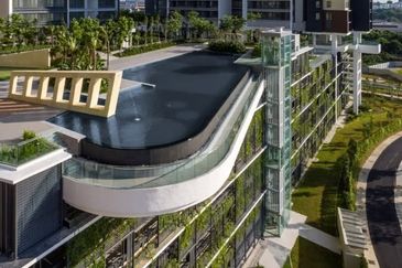 Pandora @ Tropicana Metropark