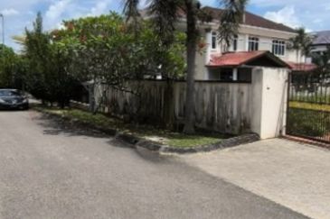 Jalan Warisan Setia 5/9