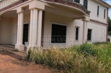 Jalan Warisan Setia 5/9