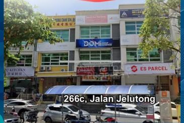 Jalan Jelutong