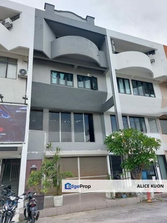 Jalan Sulaiman 3, Taman Putra Sulaiman Ampang Rm1.62mil 3.5 Storey Shop Facing Main Road, Selangor, Ampang
