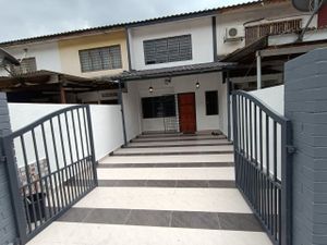 2 storey house , Taman Rasmi Jaya Ampang - RENOVATE CANTIK 😍 for Sale ...