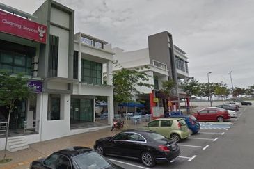 E-Boulevard, Denai Alam