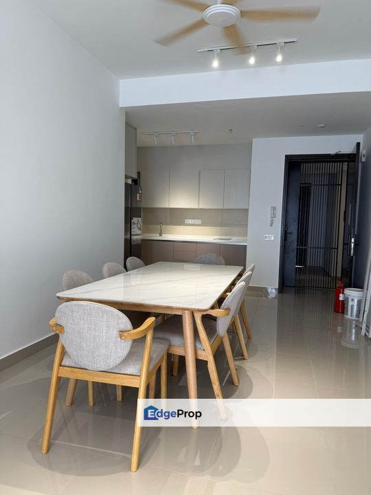 [𝐊𝐈𝐀𝐑𝐀 𝐁𝐀𝐘] 𝐀𝐕𝐀 𝐑𝐄𝐒𝐈𝐃𝐄𝐍𝐂𝐄 𝐖𝐈𝐓𝐇 𝐇𝐈𝐆𝐇 𝐅𝐋𝐎𝐎𝐑 𝐀𝐍𝐃 𝐓𝐀𝐒𝐓𝐄𝐅𝐔𝐋𝐋𝐘 𝐅𝐔𝐑𝐍𝐈𝐒𝐇𝐄𝐃, Kuala Lumpur, Jinjang