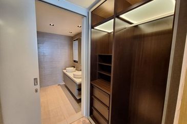 Expressionz Professional Suites