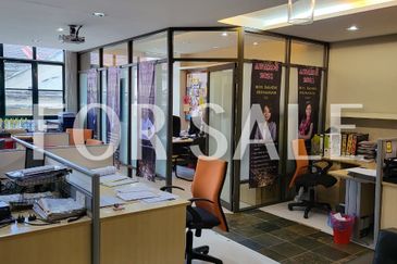 [𝐊𝐀𝐉𝐀𝐍𝐆] 𝐒𝐇𝐎𝐏 𝐎𝐅𝐅𝐈𝐂𝐄 𝐈𝐍 𝐊𝐀𝐉𝐀𝐍𝐆 𝐒𝐄𝐍𝐓𝐑𝐀𝐋 𝐅𝐎𝐑 𝐒𝐀𝐋𝐄! 𝐅𝐔𝐑𝐍𝐈𝐒𝐇𝐄𝐃 𝐀𝐍𝐃 𝐅𝐑𝐄𝐄𝐇𝐎𝐋𝐃