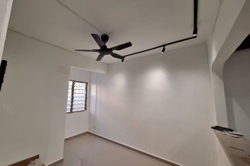 Seksyen 4, Bandar Country Homes