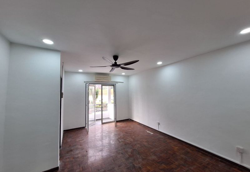 Seksyen 4, Bandar Country Homes