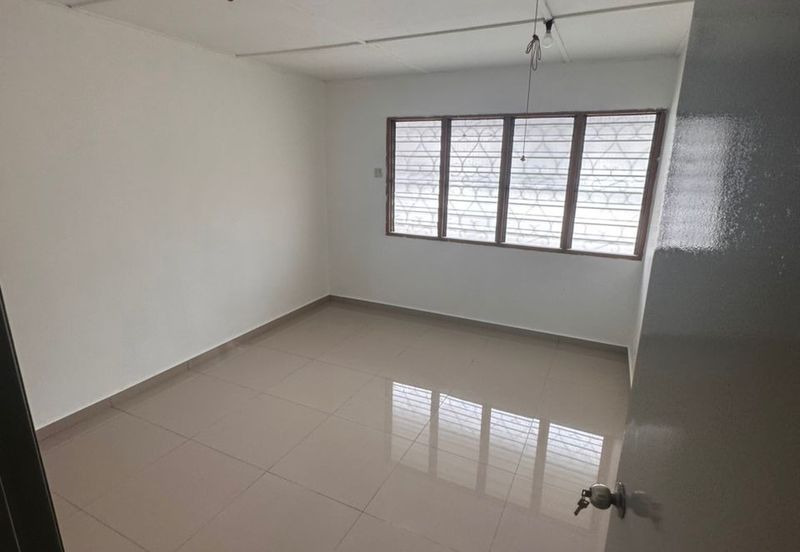 Taman Kepong (Kepong Garden)