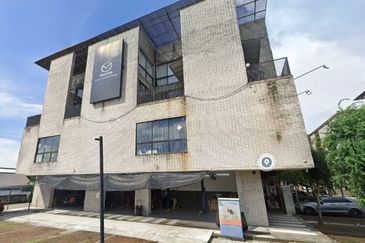 T6, Lightgrey (Pusat Komersial LGSB)