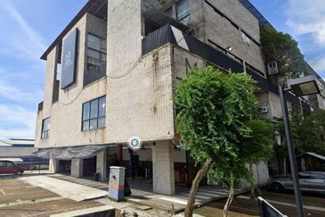 T6, Lightgrey (Pusat Komersial LGSB)