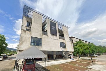 T6, Lightgrey (Pusat Komersial LGSB)