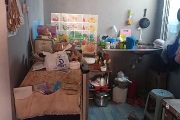 Taman Pulai Utama Flat