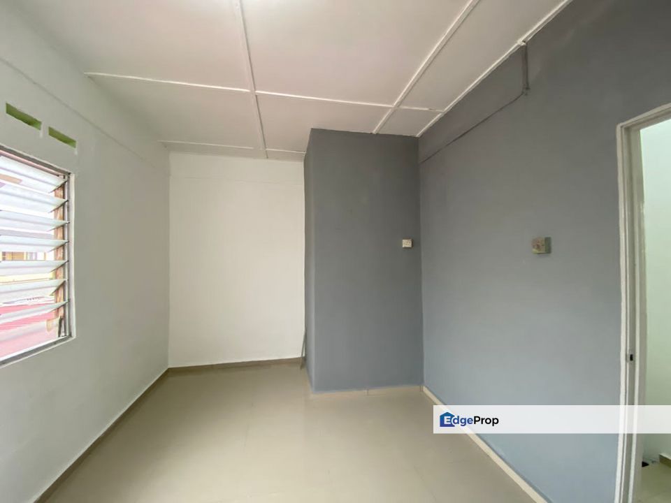 Taman Intan For sale, Johor, Kluang