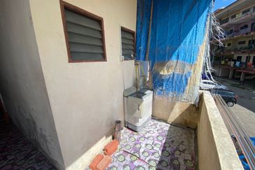 Taman Harmoni 2 Flat