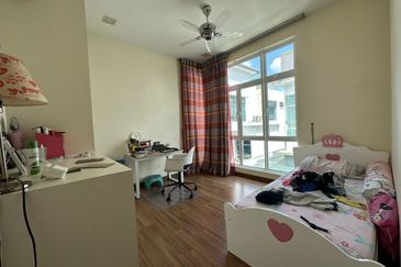 Semi D Setia Tropika For Sale