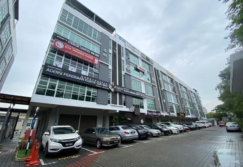 Taman Mount Austin Commercial