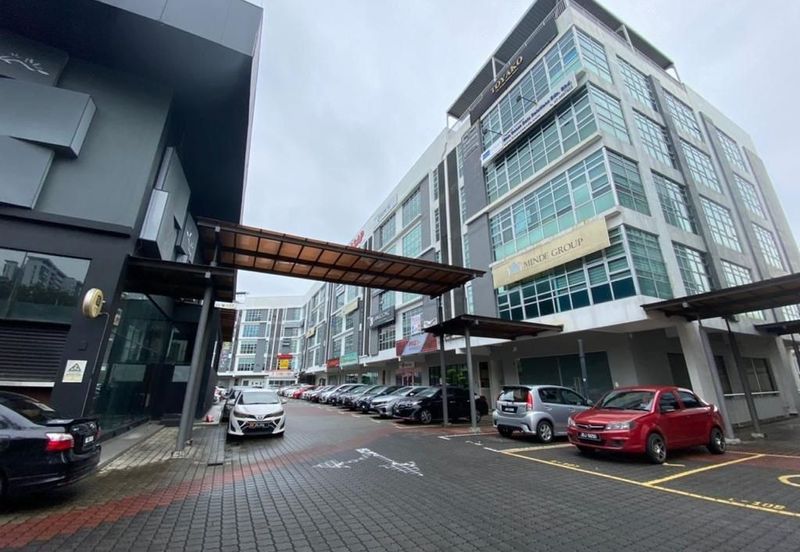 Taman Mount Austin Commercial