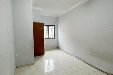 Austin Residence @Taman Mount Austin