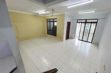 Austin Residence @Taman Mount Austin