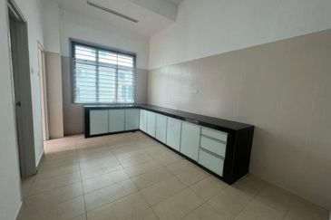 Austin Residence @Taman Mount Austin