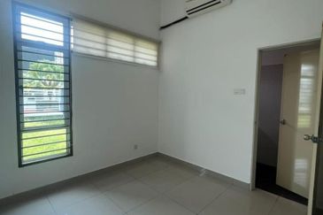 Austin Residence @Taman Mount Austin