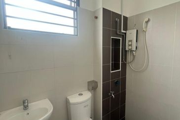 Austin Residence @Taman Mount Austin