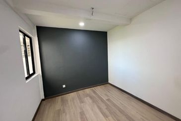 Flat Tasek 64, Bandar Baru Seri Alam