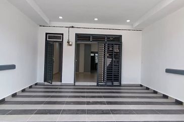 Austin Residence @Taman Mount Austin