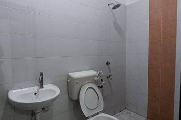 Austin Residence @Taman Mount Austin