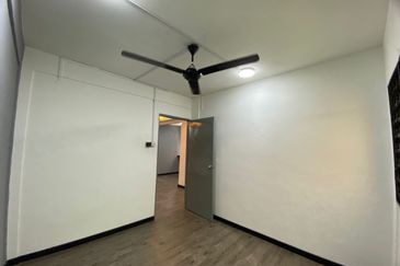 Flat Bandar Selesa Jaya