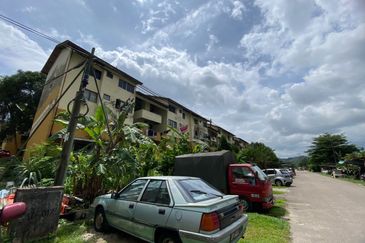 Flat Bandar Selesa Jaya