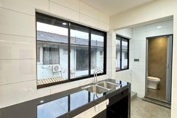 Blok 53 Flat Taman Tun Aminah For Sales