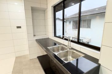 Blok 53 Flat Taman Tun Aminah For Sales